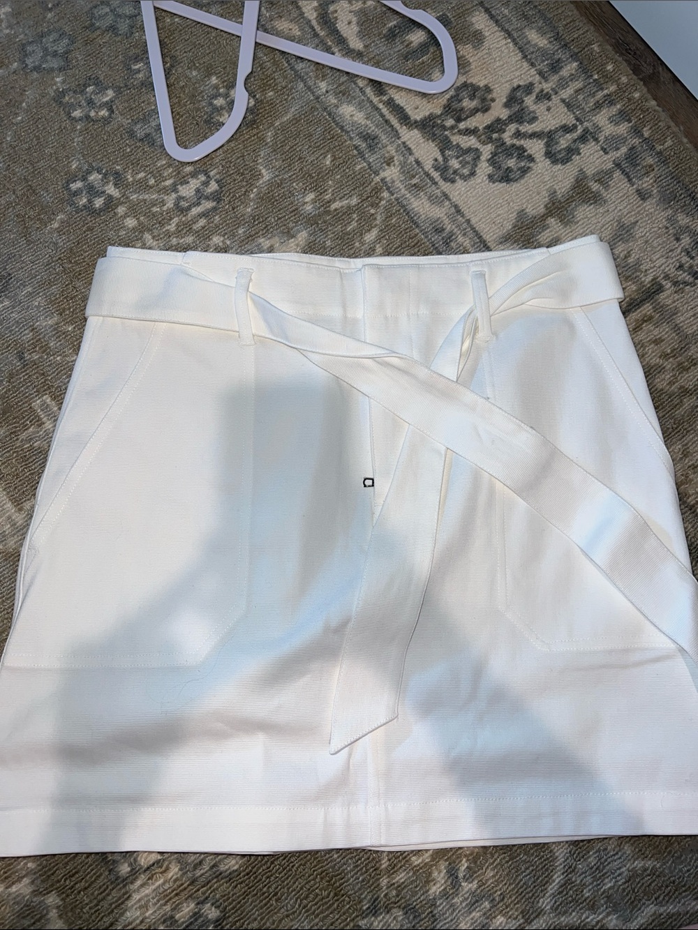 Gianni Bini White Ribbed Skirt